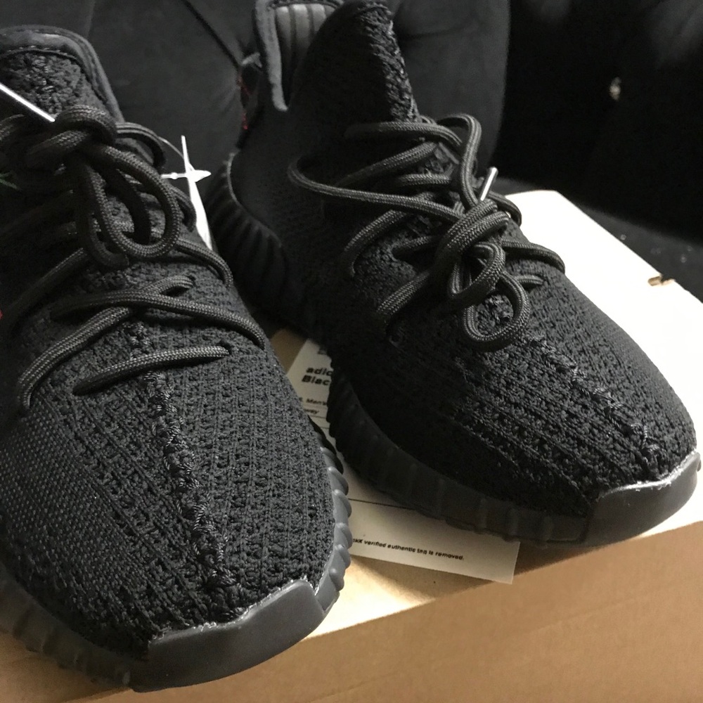 Yeezy Boost 350 v2 Bred 2016